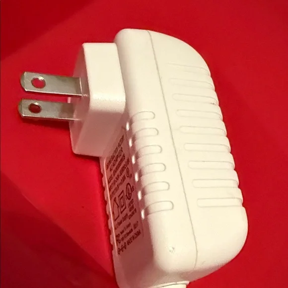 Jensen silver and white stereo cd player/radio - Picture 3 of 9